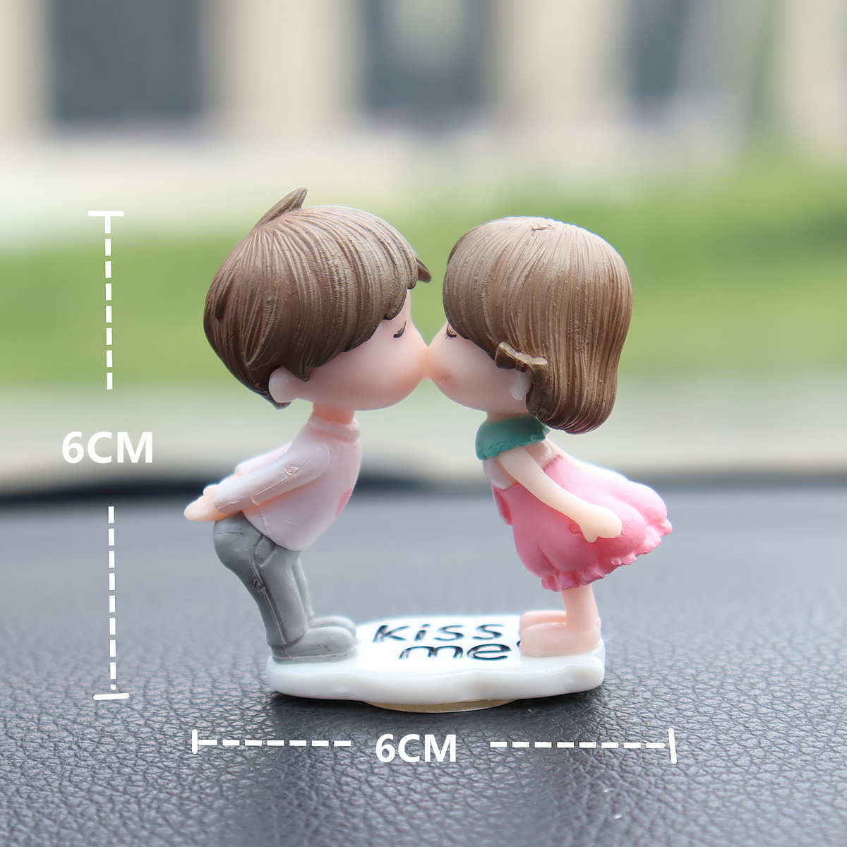 Couple Figurine Ornament