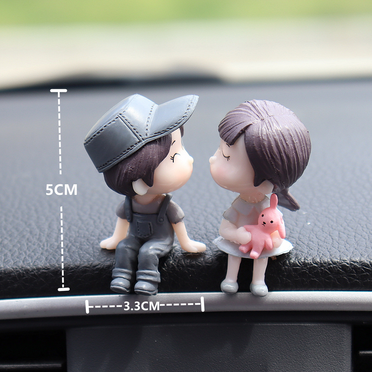 Couple Figurine Ornament