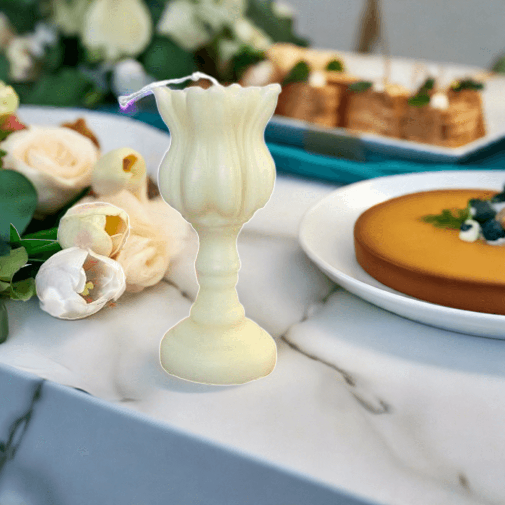 Tulip Candle